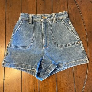 UO Wrangle Hi Bells high-rise short
